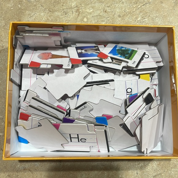 Sentence Building puzzle - Picture 7 of 7